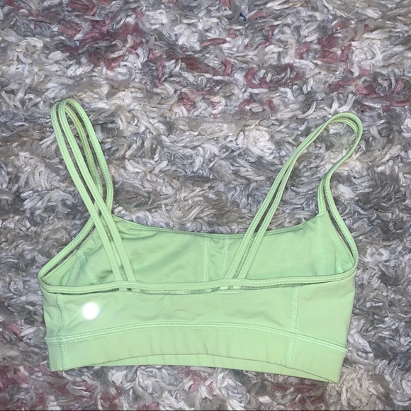 Lululemon sports bra - Picture 3 of 5